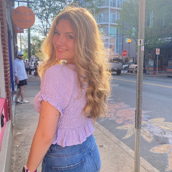 Meet your Posher, Allison - Picture 4 of 6